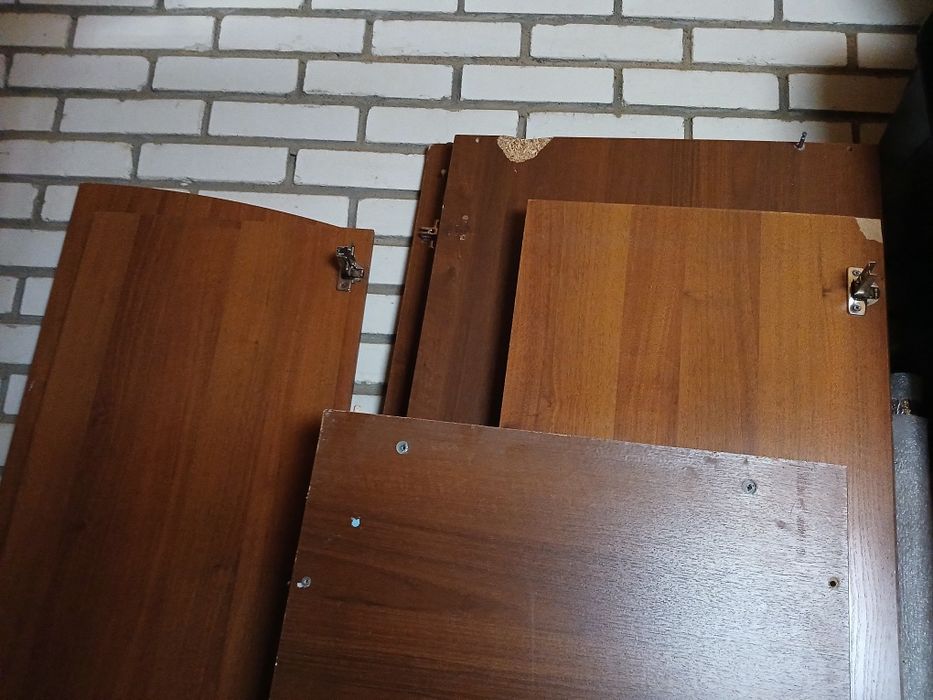 Продам фанеры от шкафа, 1000 тг