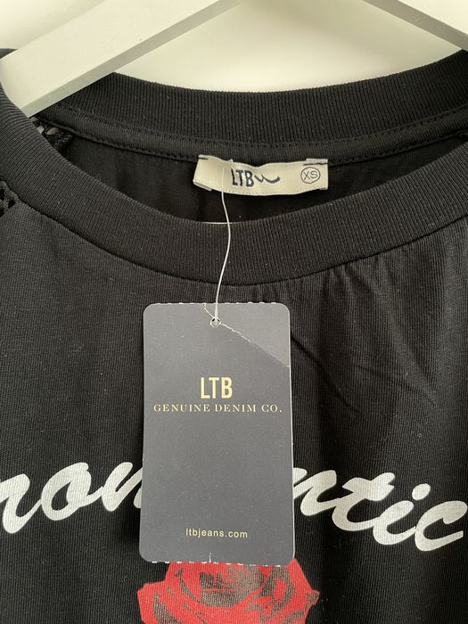 Дамска черна тениска