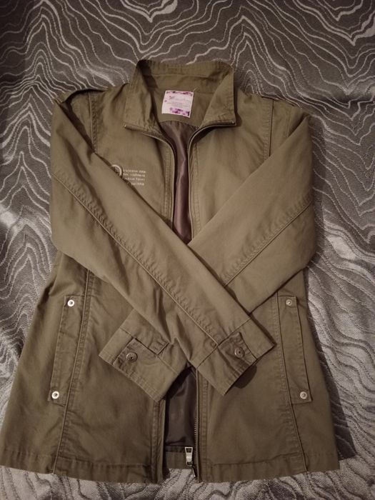 Продам куртки летние, плащи на весну