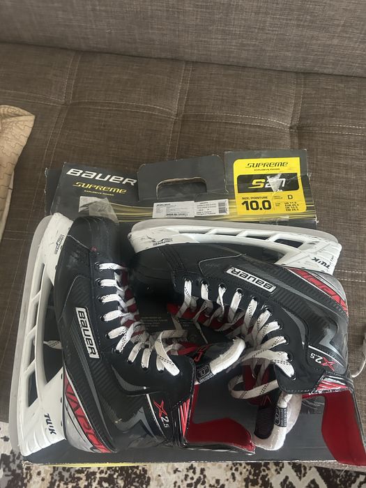 Коньки хоккейные любительские