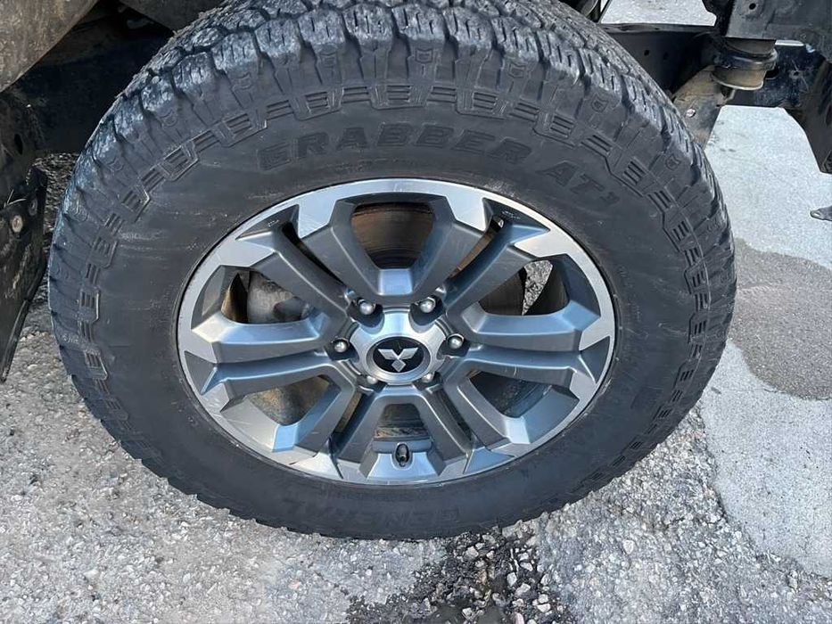 Mitsubishi L200 2.4 Euro 6 (2019) – Двигател, врати, хардтоп, на части