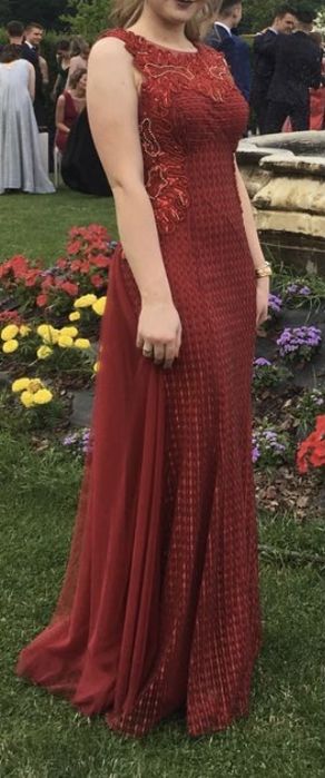 Vand rochita eleganta.