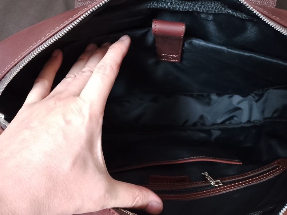 Сумка для ноутбука натуральная кожа новая