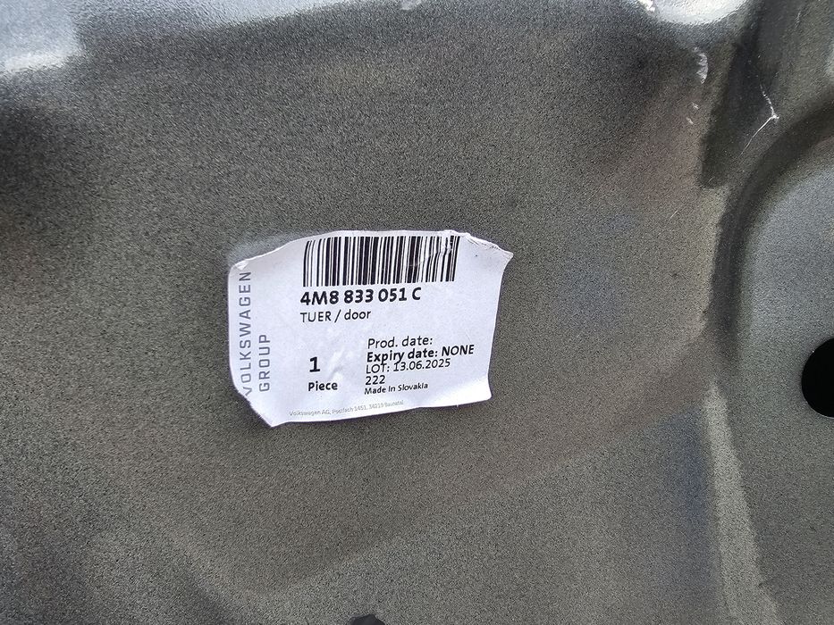 Usa stanga spate Audi Q8 dupa 2018 cod 4M8833051C