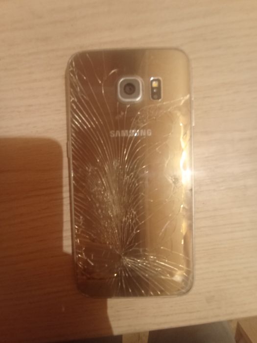Телефон на запчасти