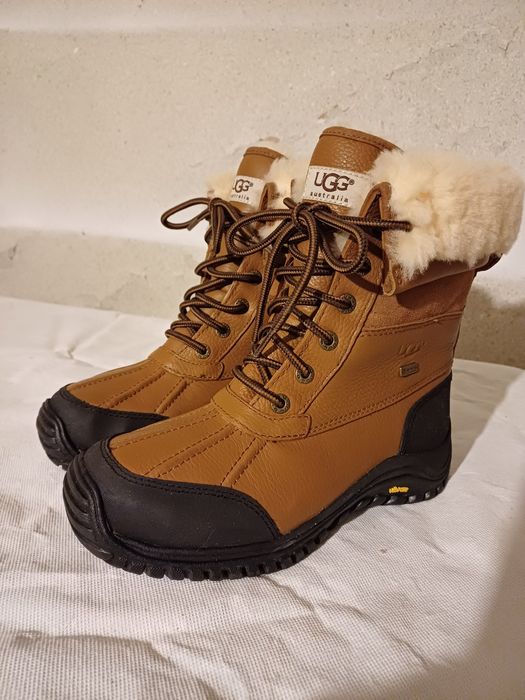 Ghete UGG Adirondack îmblănite mărime 38