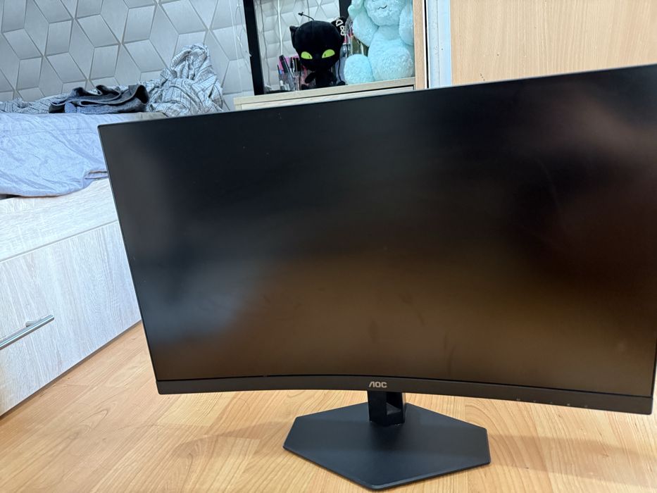 Monitor Gaming AOC C27G4ZX – 27”, Curbat, 240Hz – Ca nou