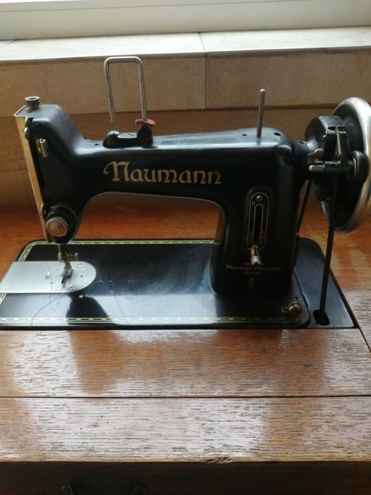 Антична шевна машина Seidel and Naumann