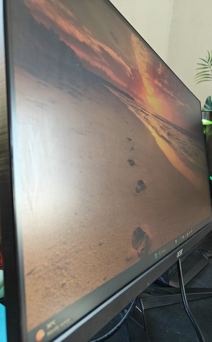 Геймърски монитор Acer KG [24"] – 100Hz / IPS / FreeSync / Отлично състояние