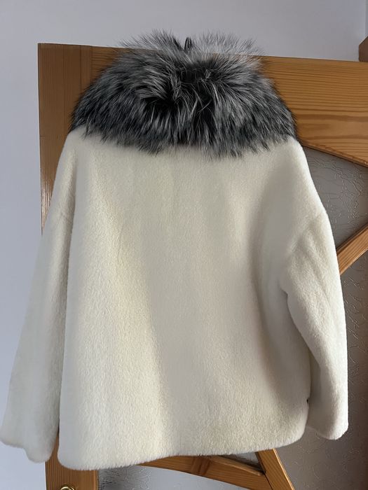 Vand haina eleganta din blana naturala