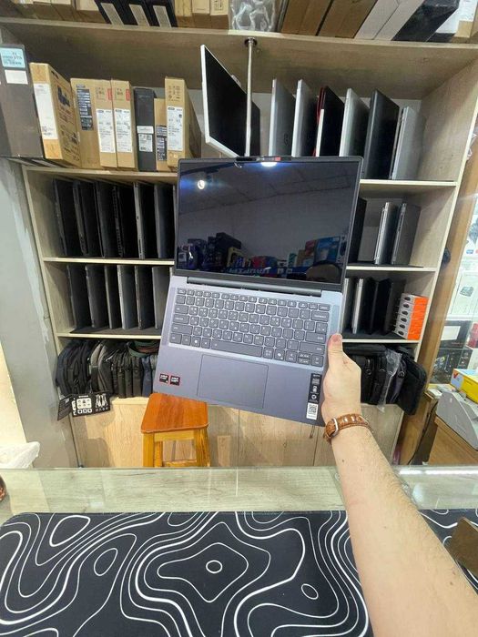 Lenovo Ideapad slim 3 AMD Ryzen 5 8640HS/8/256/Display 14' OLED WUXGA