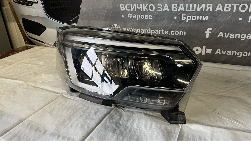 Десен фар Renault Traffic 3 Facelift 2016-