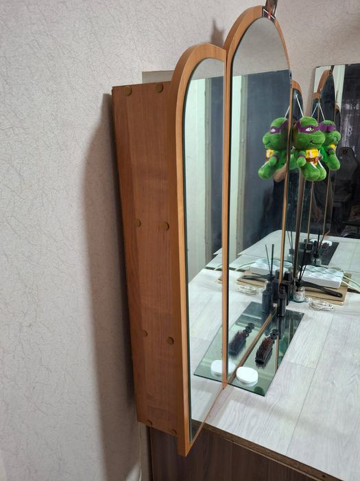 Заркало б/у 45х90