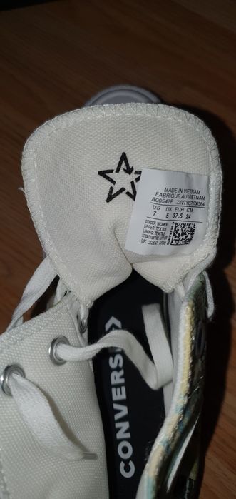 Vând converse mărimea 37.5