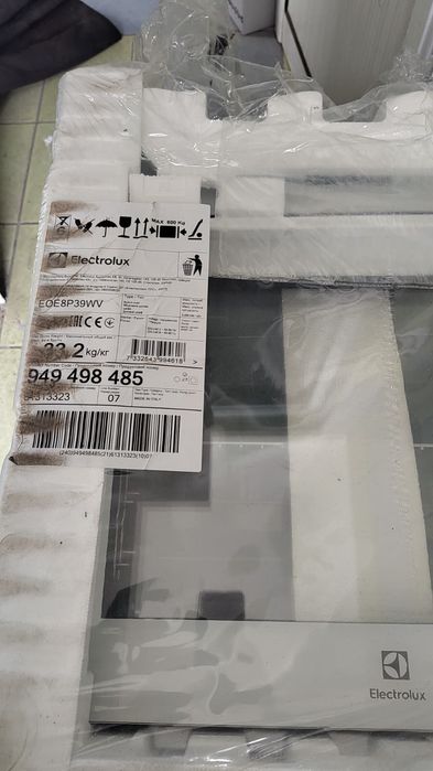 Cuptor Eloctrolux Alb