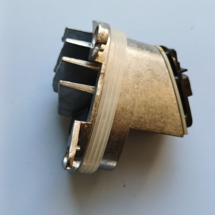 Модул дневни светлини DRL/ Мигач  F06, F12, F13 LCI, Нови с гаранция