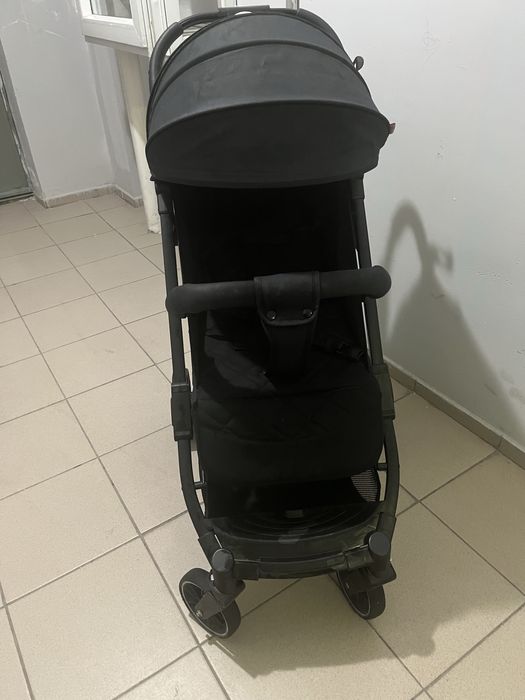 Продается детскую коляску………….