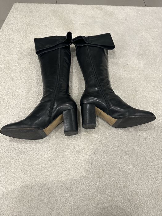 Le PEPE кожени ботуши високи над коляното.