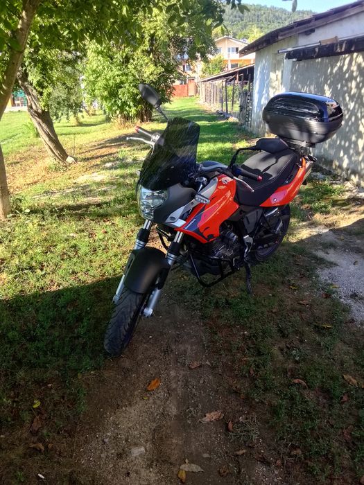 Aprilia Pegaso Strada 660