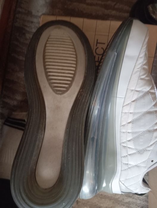 Мартонки Nike air max 720-818