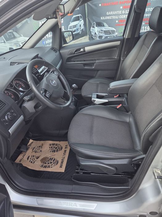 Opel Zafiara  1.7 disel  din 2011 cu 7 locuri!