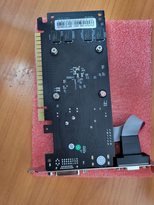 Geforce GT610 видеокарта