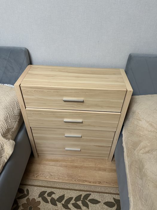 Рабочий стол с  2 тумбочками