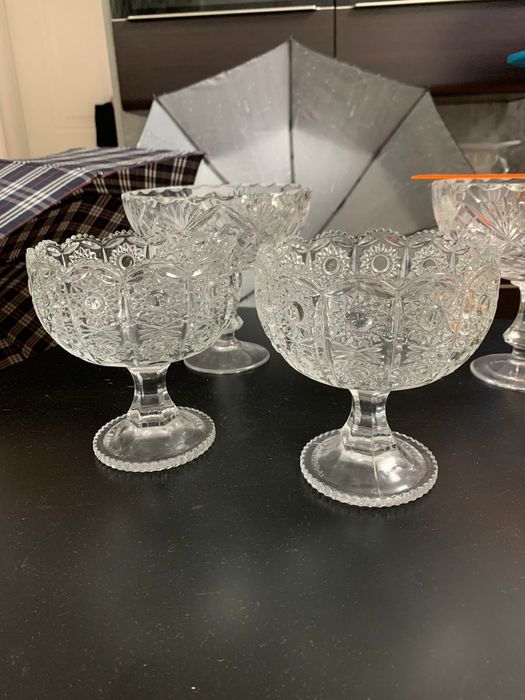 Вазочки на ножке