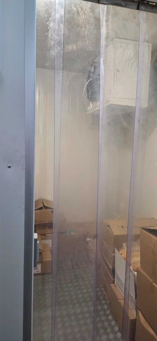 Минусова хладилна стая