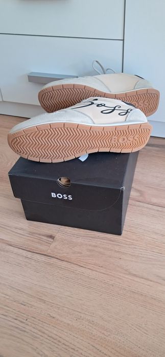 Boss оригинални маратонки ш 39н