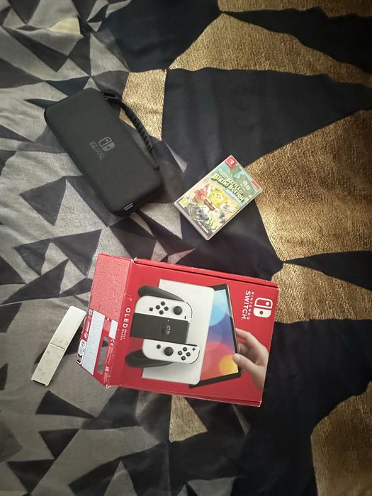 Nintendo switch Oled 64GB+Игра+Калъф