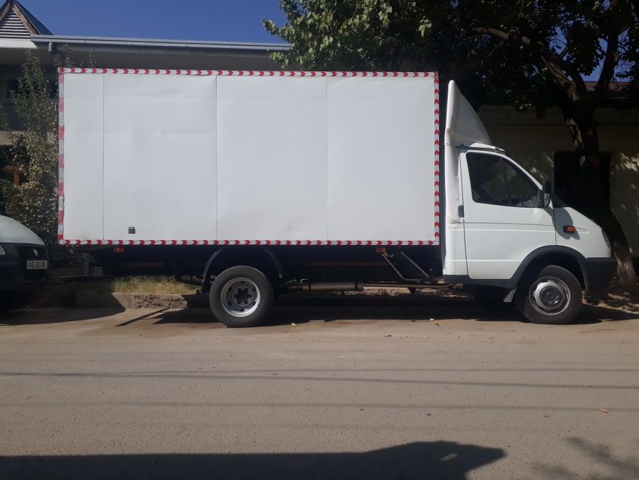 Зил вызов из мусора строительных отходов и  грузовая доставка до дома