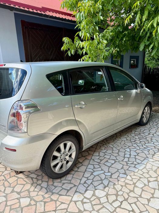 Toyota Corolla Verso – Motor 2.0 Diesel
