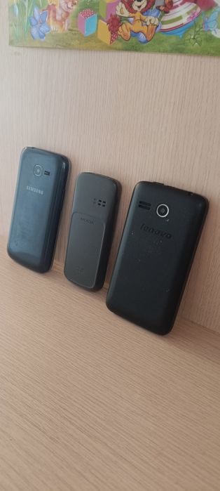 Продам телефоны в рабочем состоянии