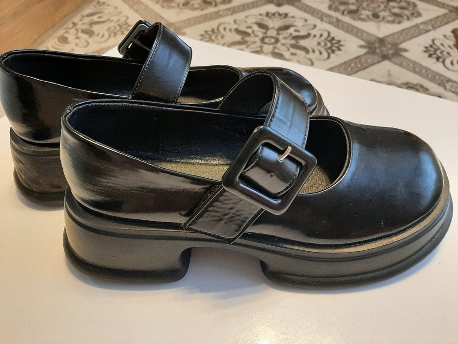 Туфли подростковые 38 р.