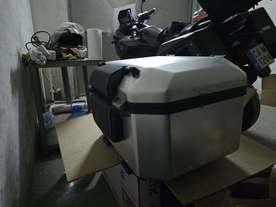 Алуминиев мото куфар SHAD TR48 - 48 литра