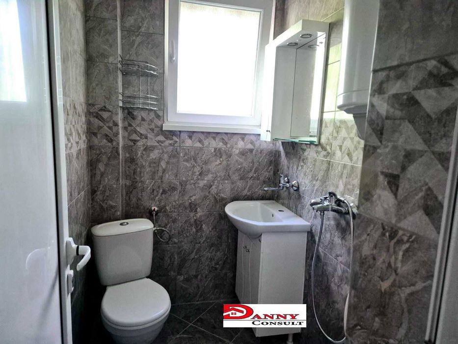 Продава се Етаж от къща в Велико Търново, Акация - 83 кв.м за 2025 €/кв.м - Снимка #9