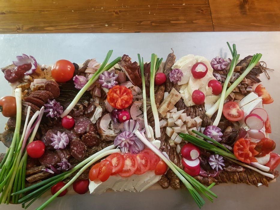 evenimente protap rotisor animale vitel miel purcel