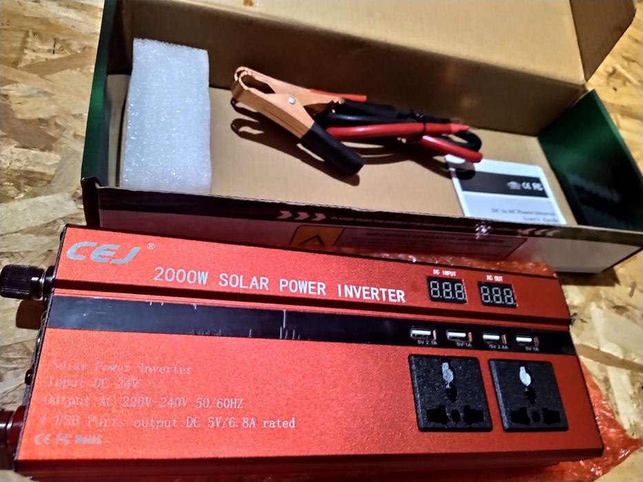 Invertor solar tensiune 24 V - 220 V putere 2000 W + cabluri