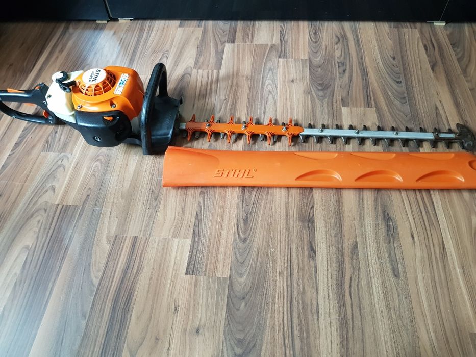 Foarfecă de tuns gard viu Stihl HS 82 R  lamă de 75 cm