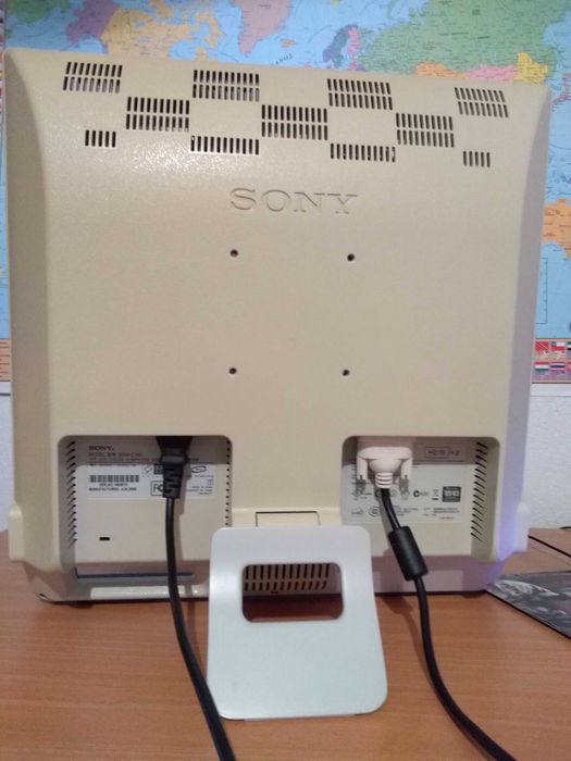 Монитор SONY - SDM - E -76 D .