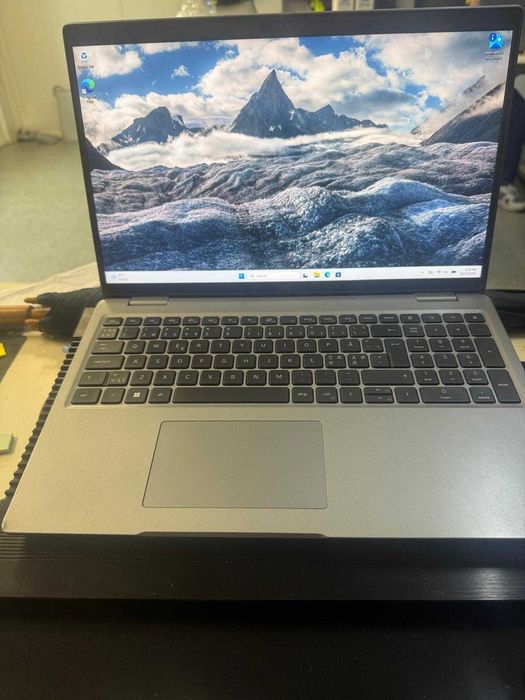 Dell precision 3581 - i7 13800H  32Gb DDr5 RTX ada 2000