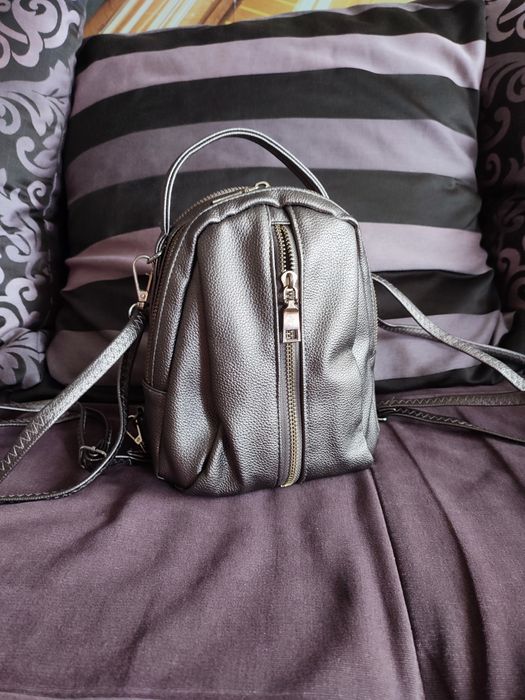 Продам рюкзак, сумки