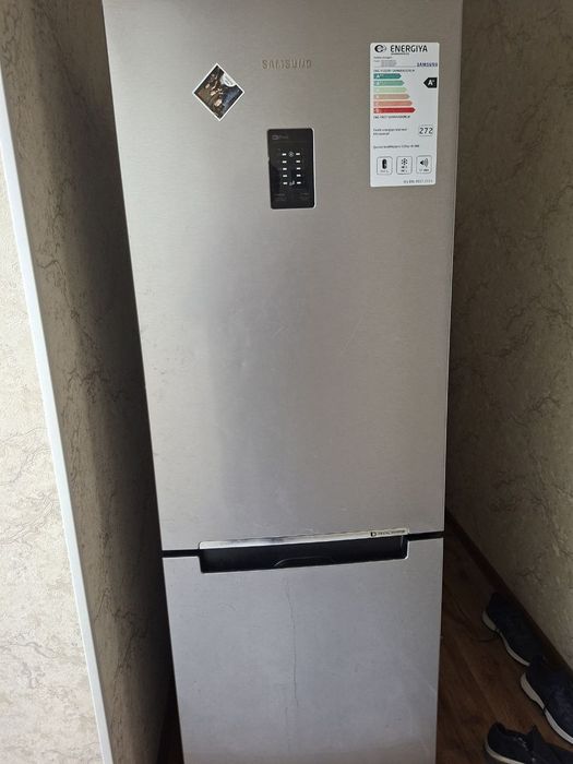 Samsung haladelnik sotiladi narhini kelishamiz