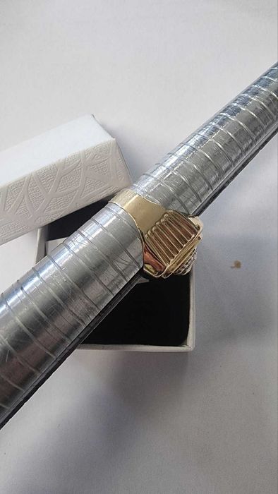 ***Уникален пръстен***4.07 гр. 14К