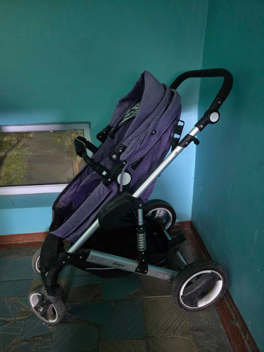 Коляска детская  4 в 1