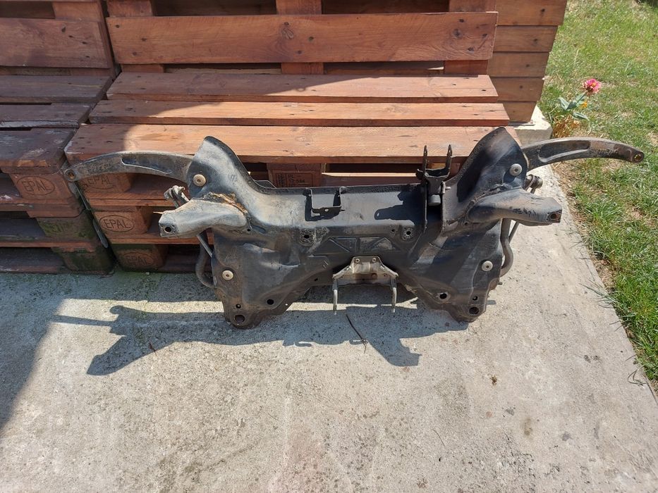 Преден мост ( магаре ) Пежо 307 / Peugeot 307