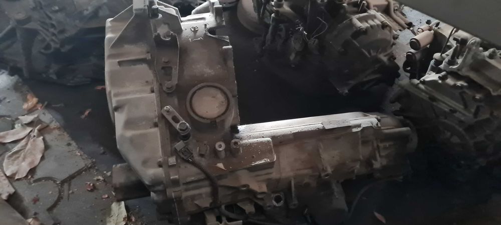 Двигатель и  акпп на Volvo S80 и XC90