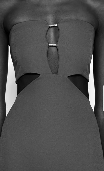 Дамска рокля с изрязани елементи trendyol