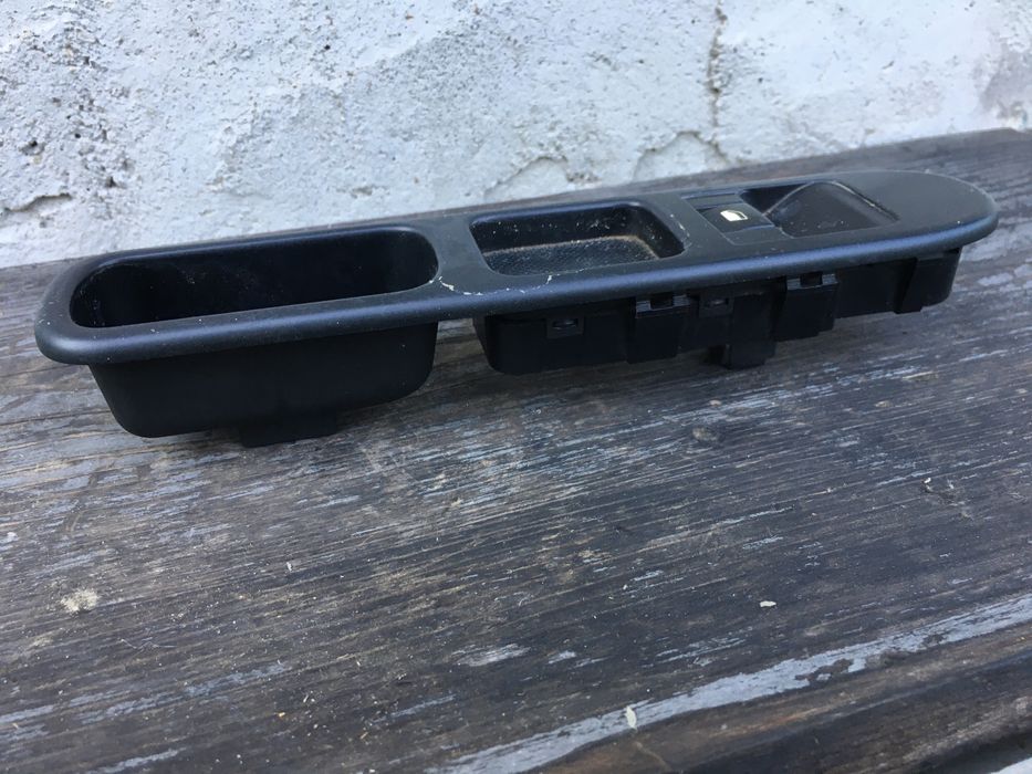Maner Buton Geam Dreapta Fata Peugeot 307